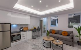 Mandevilia Suites